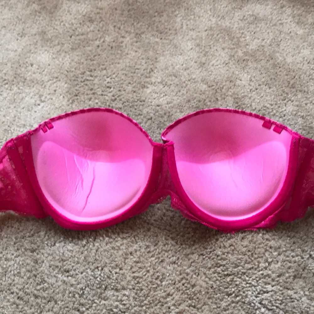 Victoria Secret Bra 🌸 - Picture 3 of 3